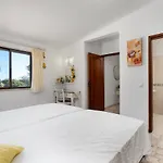 Casa Carob فيلة لاغوا