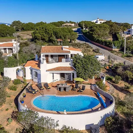 Villa Casa Carob