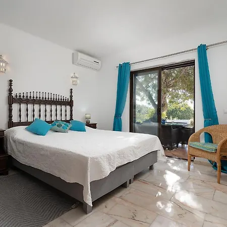 Casa Carob Villa *
